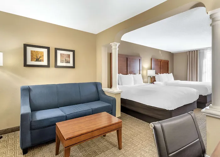 Comfort Inn & Suites Dover-Portsmouth